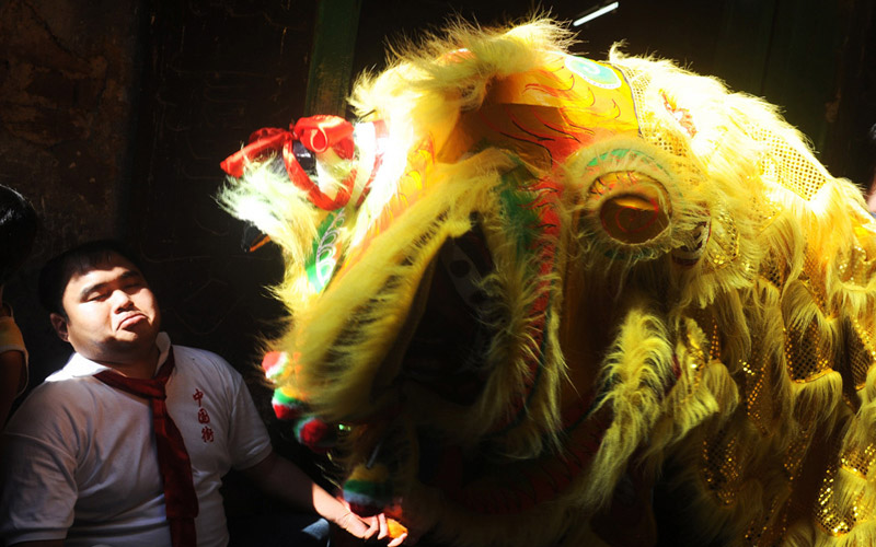 Members of the chinese community in India celebrate the Chinese New Year